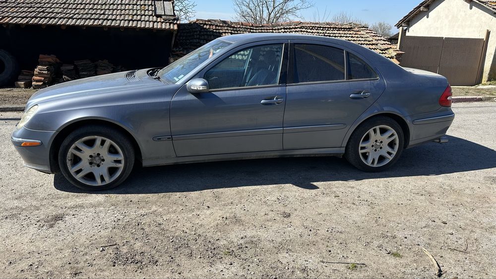 Mercedes E270 w211 на части