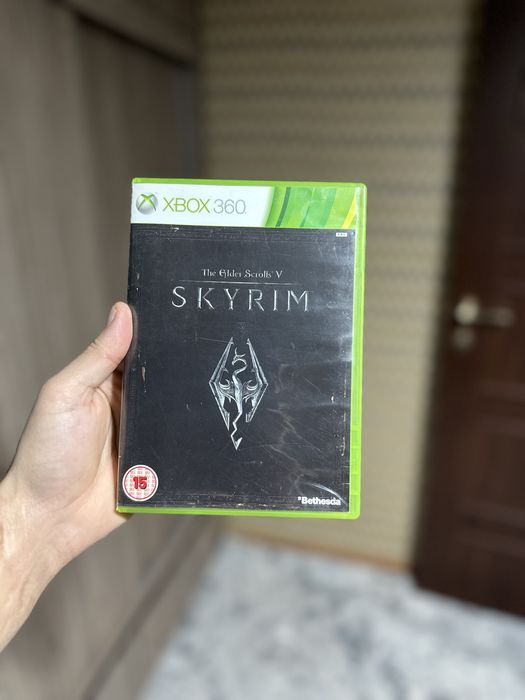 SKYRIM V The Gilder Scrolls  Xbox 360 диск