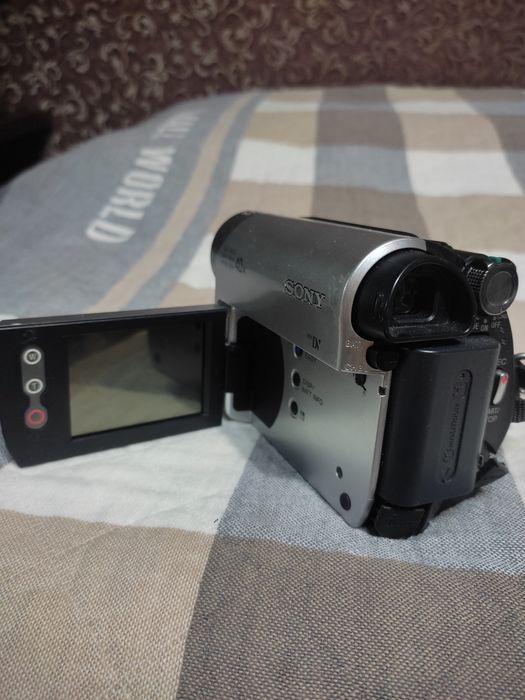 Видео камера SONI handucan