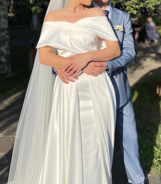 Продаю белое платье