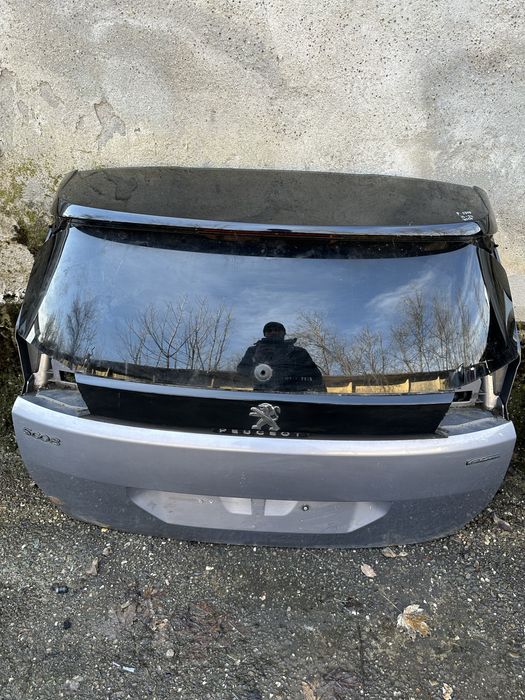 Багажник Peugeot 5008 16-24г