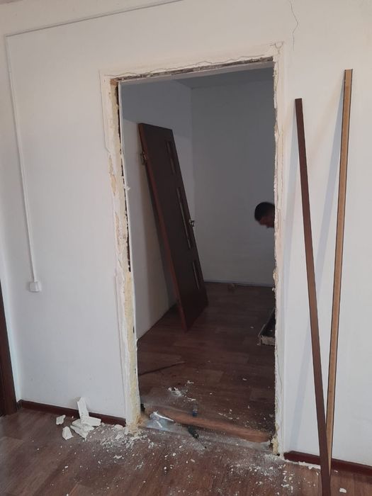 Продам двери 1 шт 7500 тг