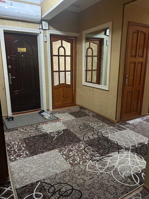 Продается 4х комнатная квартира, Район Сергели 5, 2 ой метро, 0837