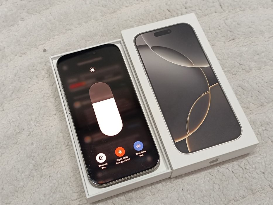 iPhone 16 Pro 128GB Natural Titanium