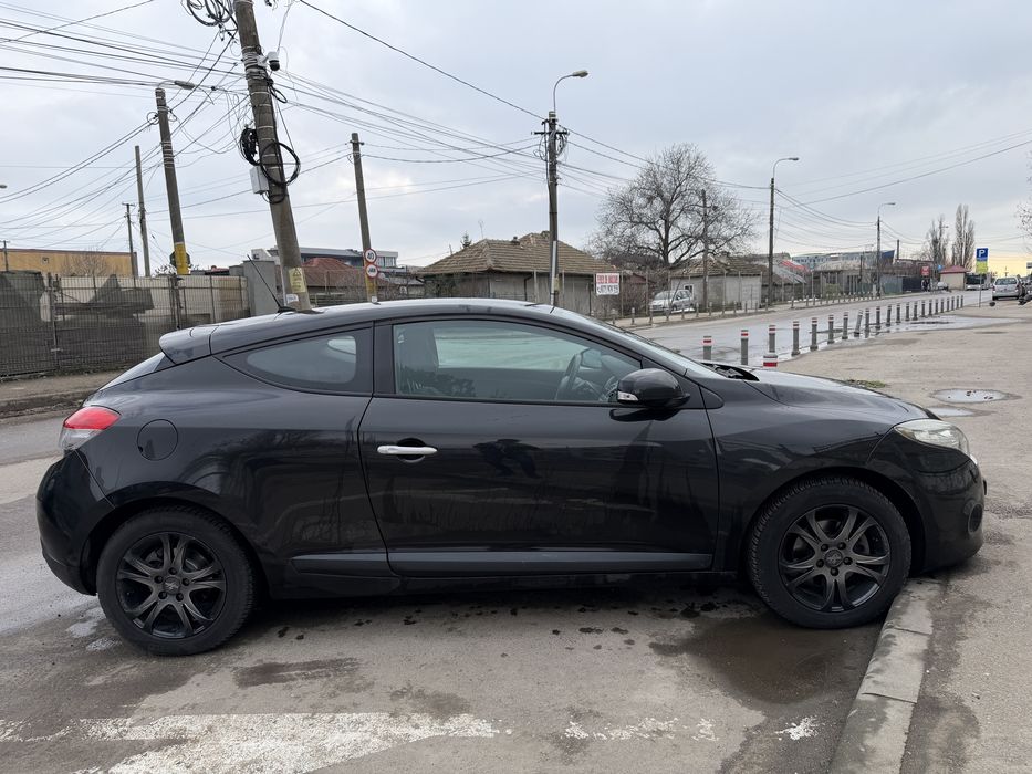 RENAULT Megane 2010 — imagine 3