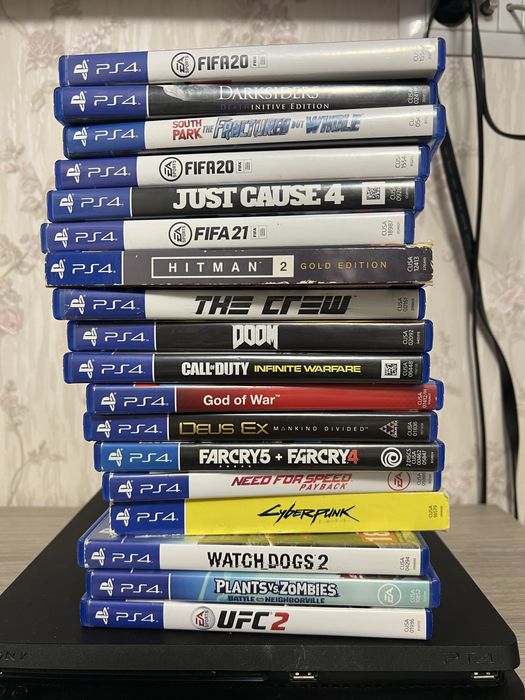 Vand jocuri pentru playstation4