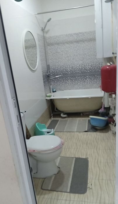 Hovli joy sotiladi Nazarbekda