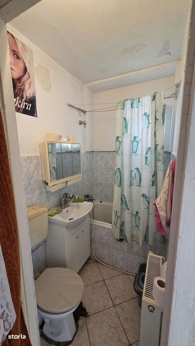 Apartament 3 camere de vanzare – Aleea Humulesti
