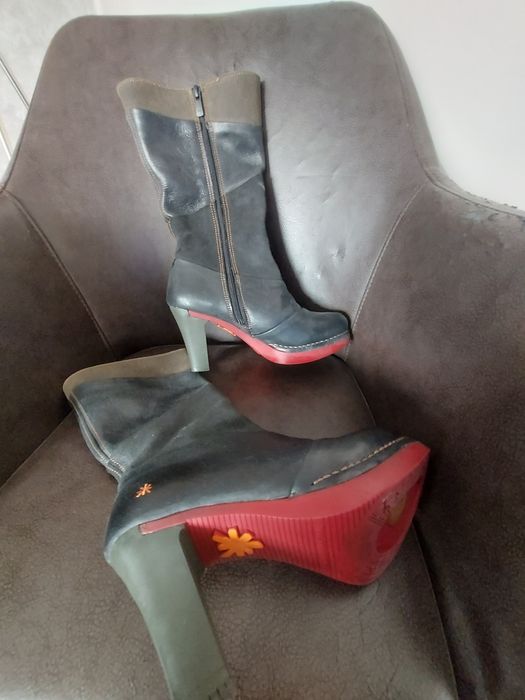 Дамски боти Art company