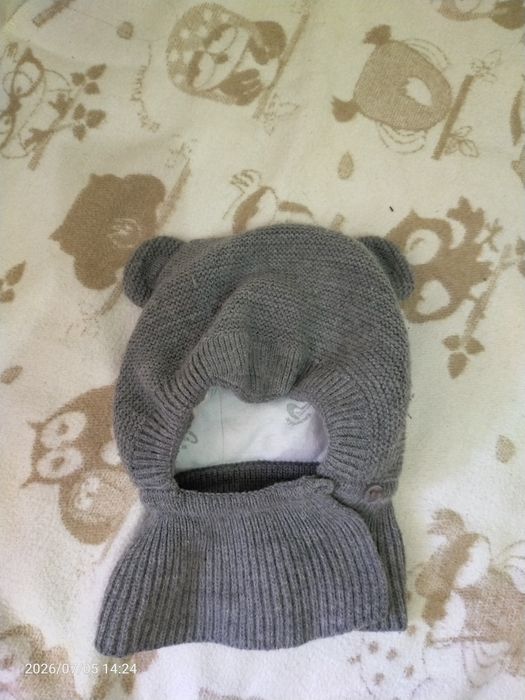 Продам детскую шапку