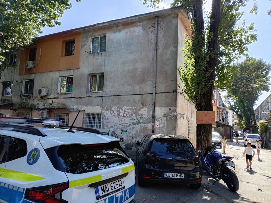 Vând apartament cu 2 camere