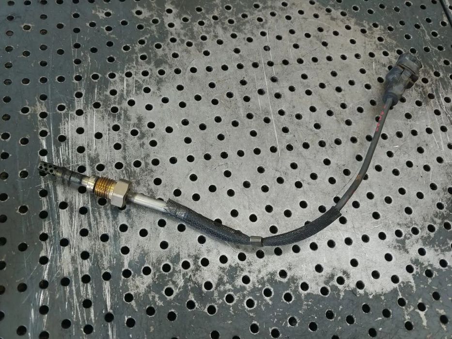 senzor temperatura gaze 1.9 cdti z19dt  opel zafira b astra h