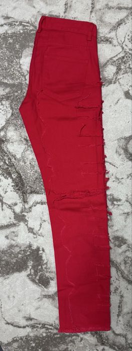 DESIGNER blood red ripped дънки