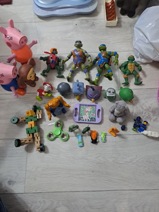 Продам игрушки, недорого