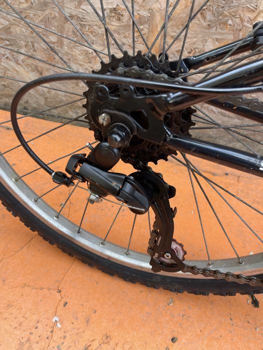 Bicicleta apollo gridlock roti 24”