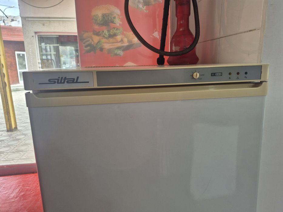 Фризер вертикален