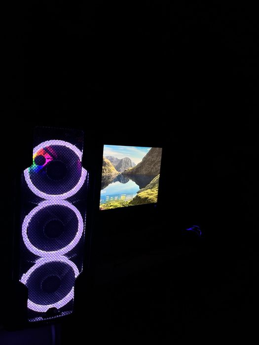 Продам игровой компютер в сборе