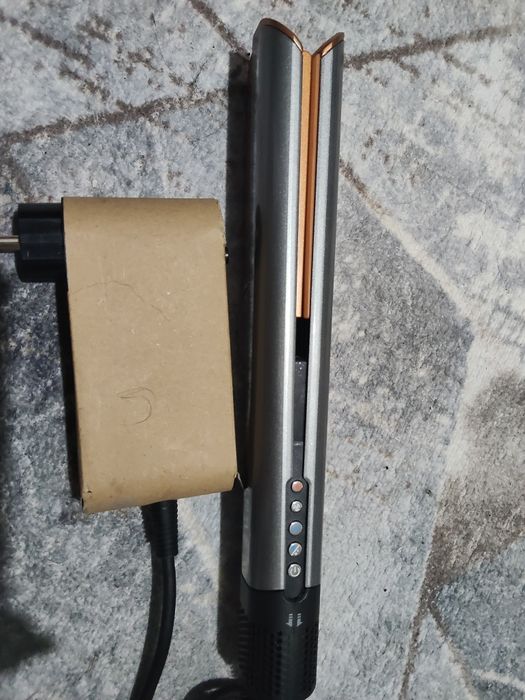 Placa de par Dyson noua Ht01 Airstrn it 140 grade led.cupru