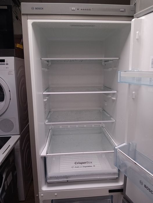 Иноксов комбиниран хладилник с фризер Бош Bosch A++ 2 години гаранция