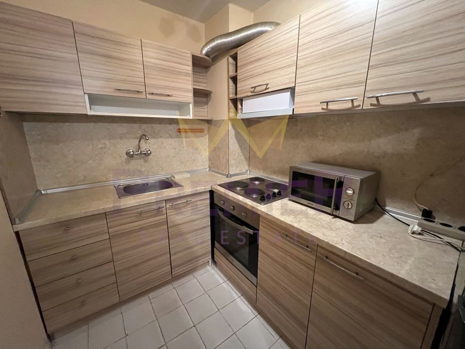 Отлично обзаведен ДВУСТАЕН апартамент - ЦЕНТЪР