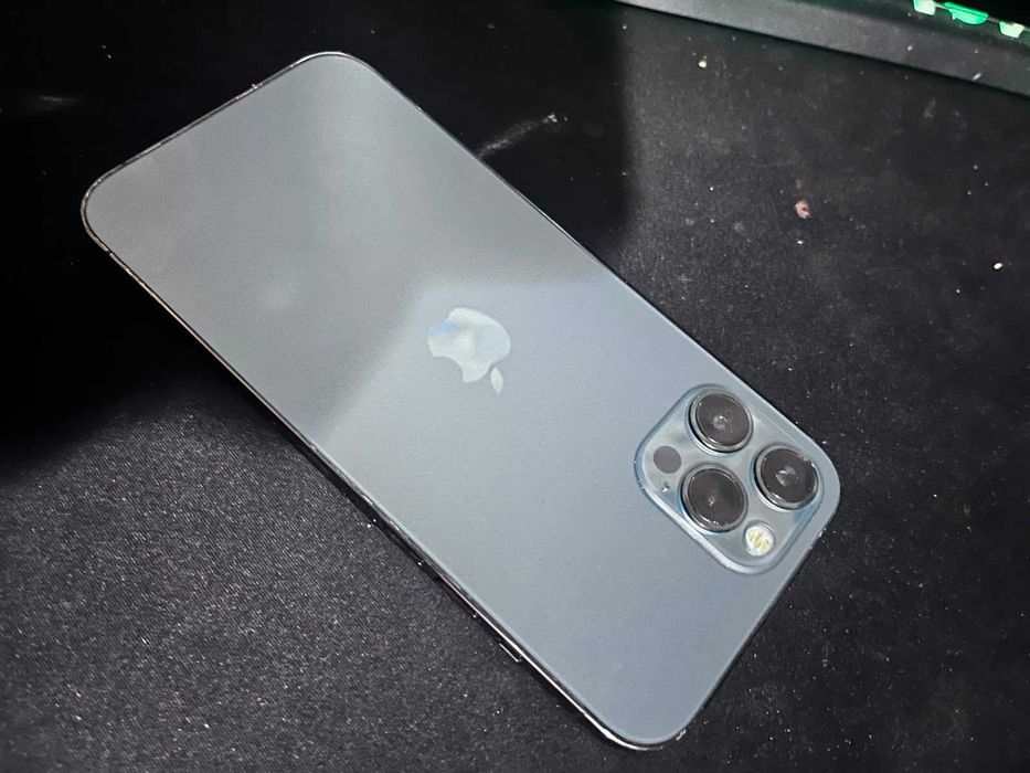 Продам Iphone 12 Pro Max