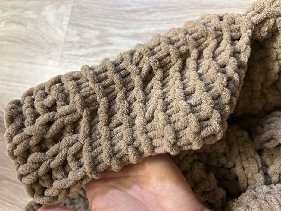 Комтюм вязаный  теплый