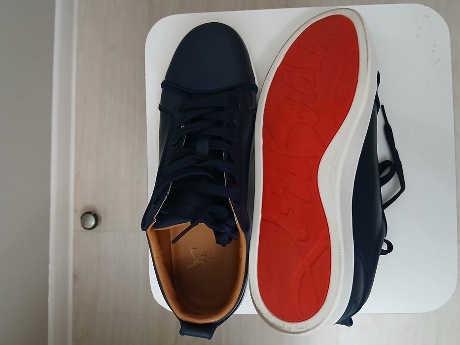 Продаётся Лабутены,LOUBOUTIN