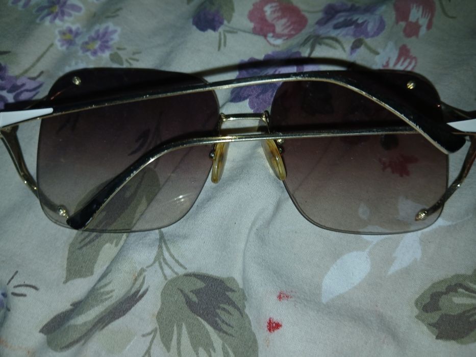 Ochelari gucci (nu sunt sparti)