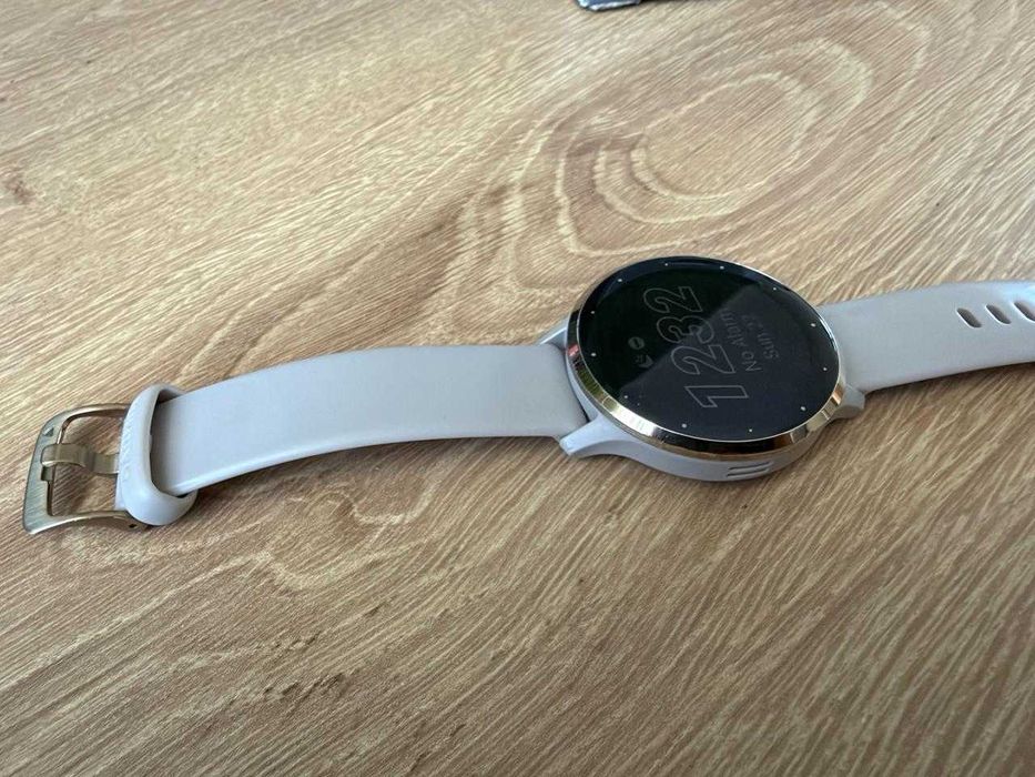Смарт часовник Garmin Venu 3S