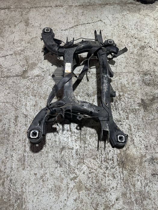 Задняя балка bmw x5 e70 x6 e71