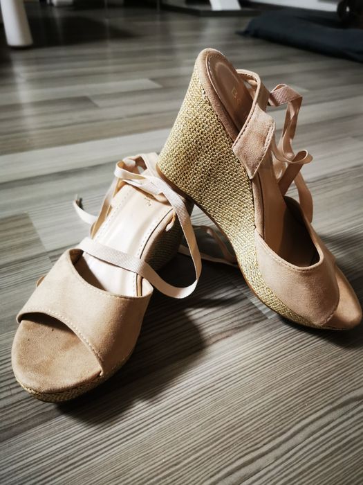 Sandale noi dama cu talpa ortopedica mărimea 39