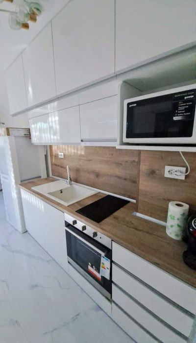 Дава се под наем Тристаен апартамент в Варна, Младост 2 - 93 кв.м за 750 € - Снимка #5