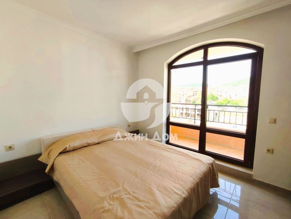 Продава се Многостаен апартамент в Свети Влас - 176 кв.м за 1504 €/кв.м - Снимка #4