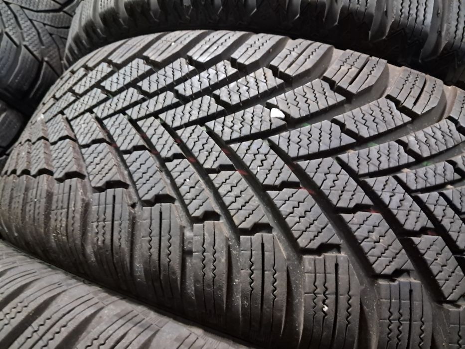 Anvelope second iarna 205 60 R16 Continental