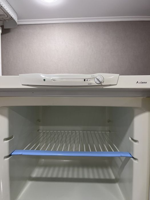 Холодильник INDESIT