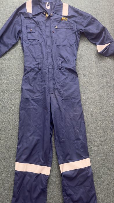 Комбинезон специальная рабочая-одежда