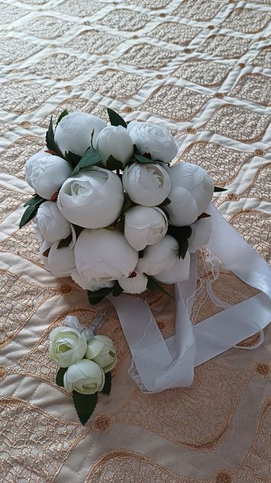 Свадебный букет и бутоньерка