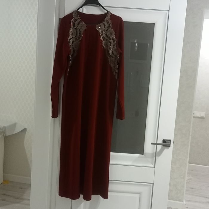 Женский платье срочно