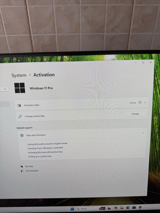 All in One Lenovo Ryzen 7 5700u
