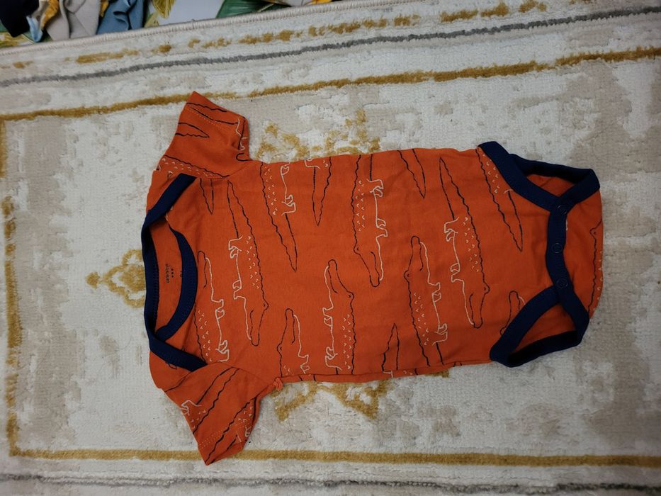 Продам детские бодики