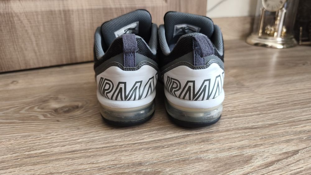 Детски маратонки Nike Air Max Fury UK5 EUR38