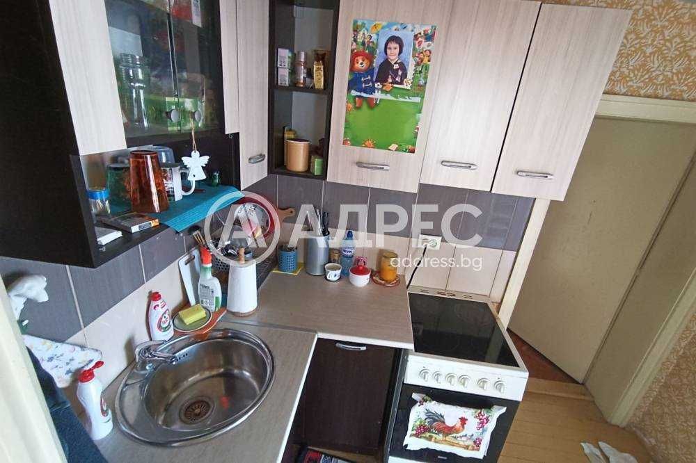 Продава се Къща в Разград, Житница - 234 кв.м за 877 €/кв.м - Снимка #6