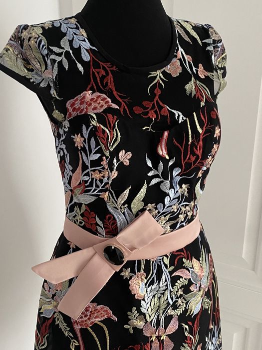 Rochie de zi, din dantelă