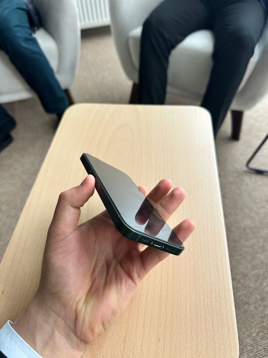 İphone 13 в хорошем состояние АКБ89%