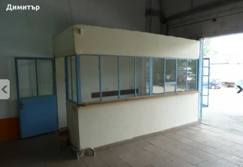 Дава се под наем Склад в Пловдив, Индустриална зона - Север - 110 кв.м за 535.5 € - Снимка #2