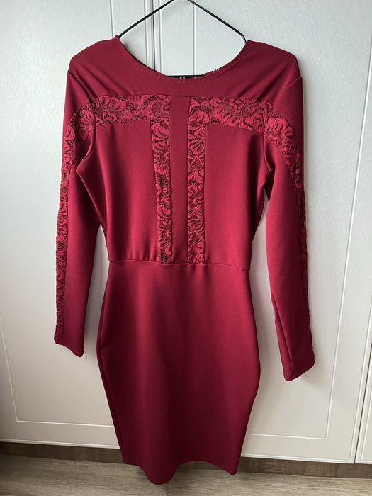 Rochie scurta vișinie