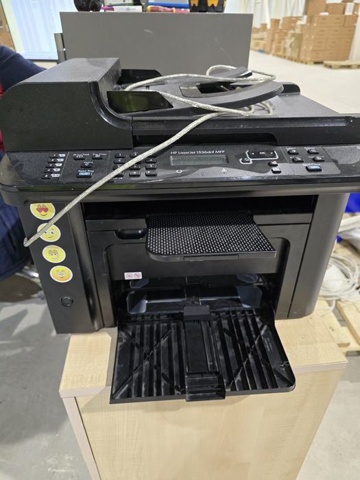 Продам принтер hp