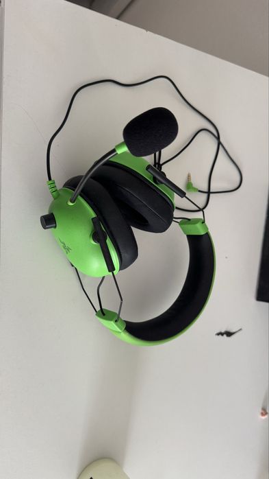 Наушники Razer Blackshark V2 X зеленый