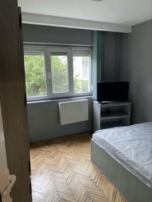 PB DECOMANDAT la Et 1 cu Parcare pe str DOINEI !!