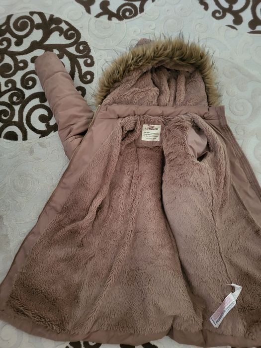 Зимняя куртка для девочки